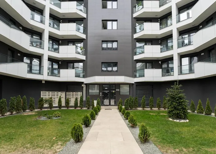 Sphere - High-End 1Br Getaway Near Promenada Mall