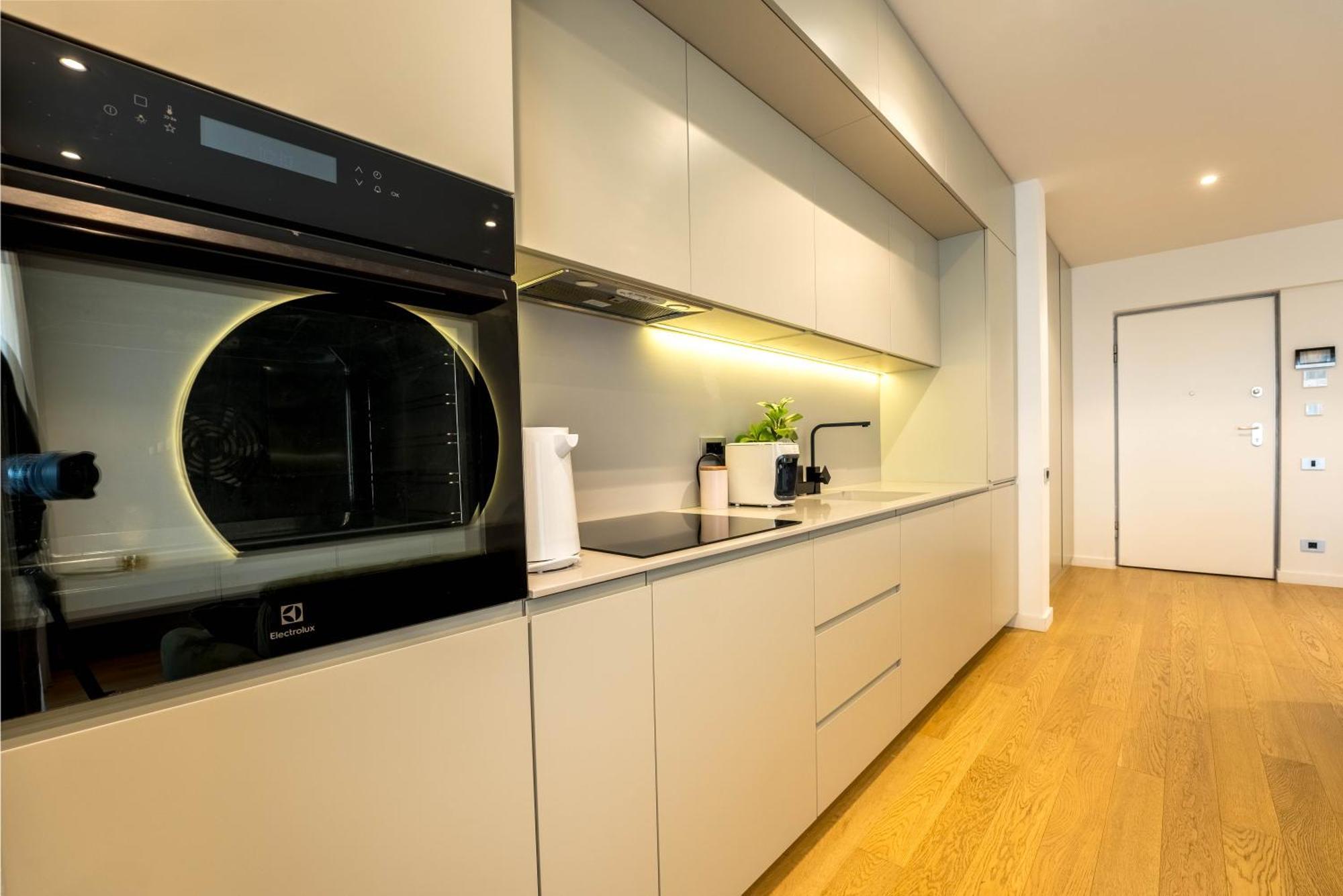Sphere - High-end 1br Getaway Near Promenada Mall Apartment Bukarest
